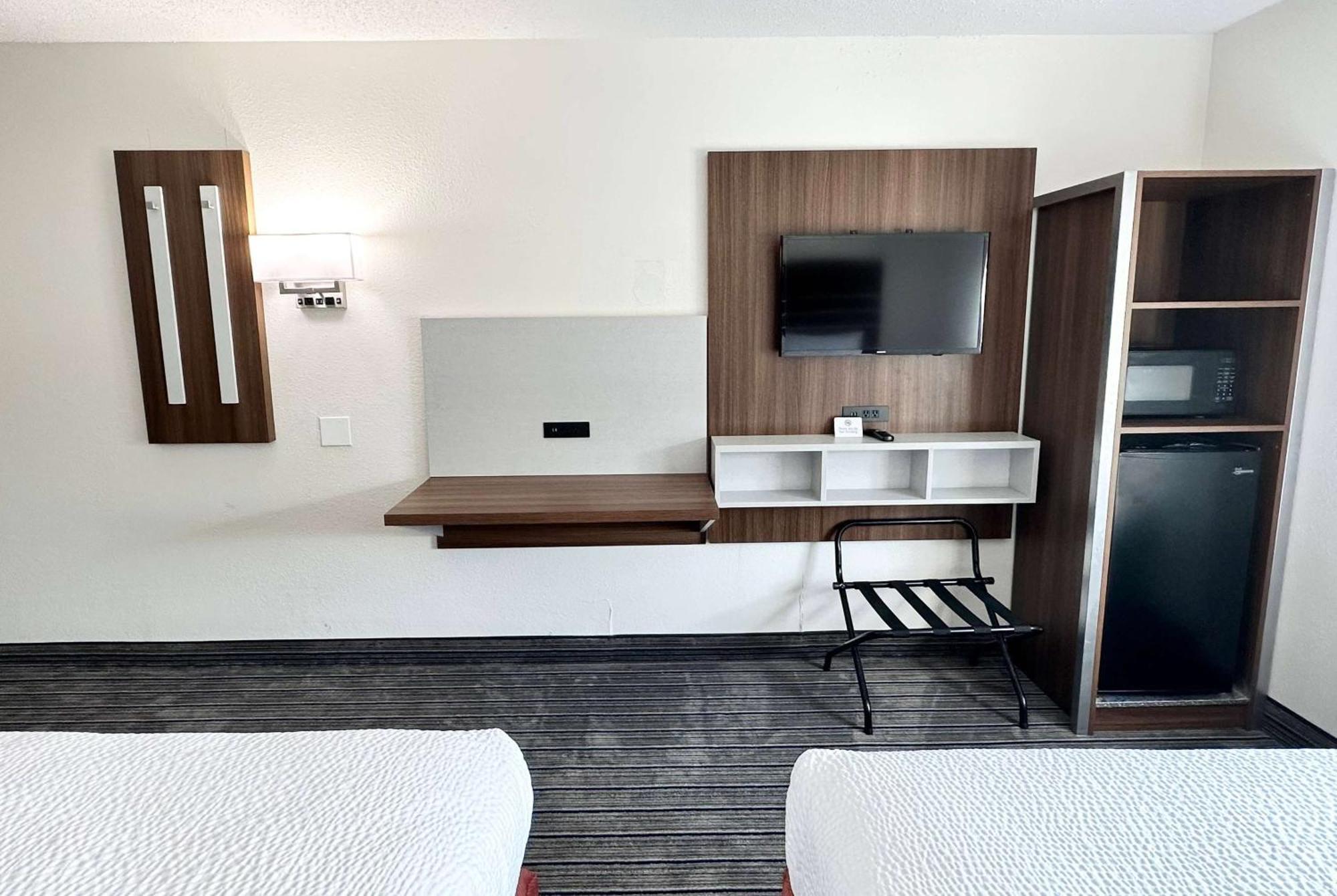 Ramada By Wyndham Lithia Springs Atlanta Hotell Exteriör bild